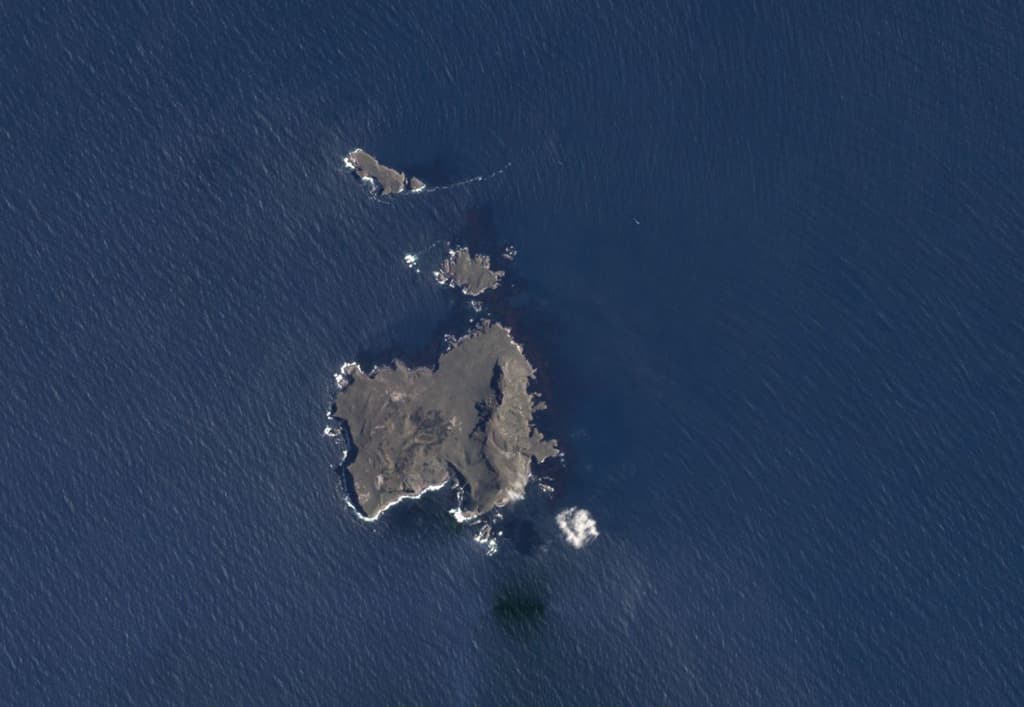 Nightingale Island